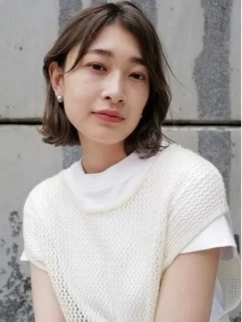 ナチュラルボブ_外ハネボブ_切りっぱなしボブ